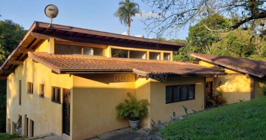 Casa com 3 dormitórios à venda, 500 m² por R$ 2.800.000,00 - Chácara dos Junqueiras - Carapicuíba/SP