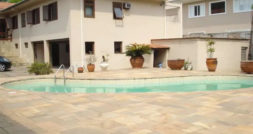 Casa com 3 dormitórios à venda, 600 m² por R$ 2.500.000,00 - Granja Viana - Cotia/SP