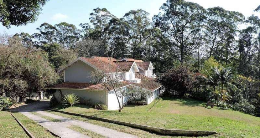 Casa com 4 dormitórios, 659 m² - venda por R$ 1.900.000,00 ou aluguel por R$ 14.040,00/mês - Granja Viana - Embu das Artes/SP