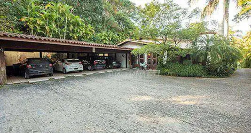 Casa com 6 dormitórios à venda, 585 m² por R$ 2.600.000,00 - Granja Viana - Cotia/SP
