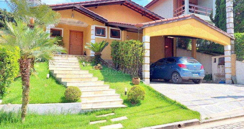 Casa com 3 dormitórios à venda, 361 m² por R$ 1.270.000,00 - Granja Viana - Cotia/SP