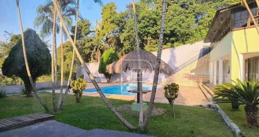 Casa com 4 dormitórios à venda, 1000 m² por R$ 3.000.000,00 - Granja Viana - Cotia/SP