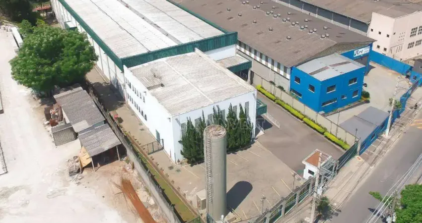 Galpão na Granja Viana, próximo a  rodovia Raposo Tavares, acesso pelo km 25,5 sentido São Paulo. Cotia
