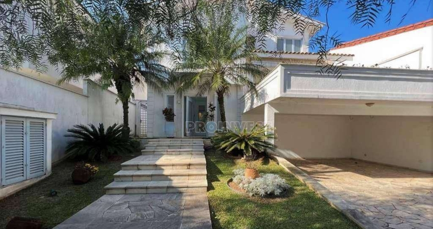 Casa com 4 dormitórios à venda, 373 m² por R$ 1.500.000,00 - Granja Viana - Cotia/SP