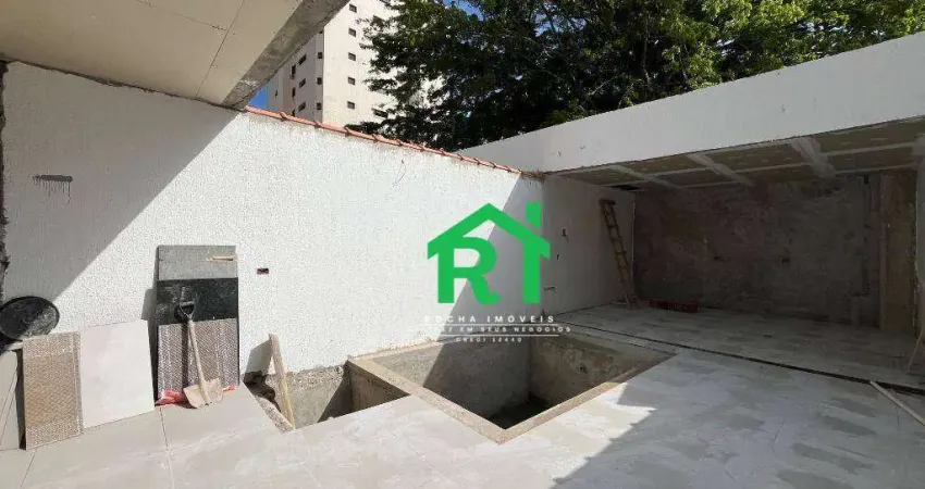 Casa com 2 dormitórios (2 suítes), 2 vagas, lazer, Jardim Astúrias, Guarujá/SP