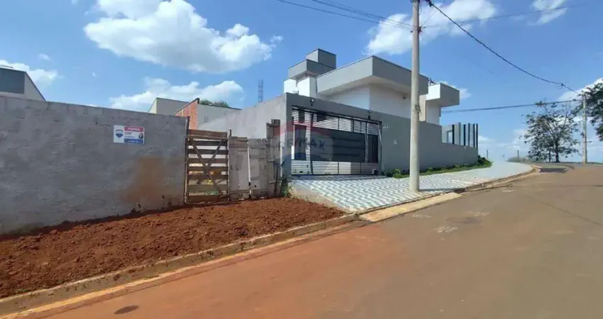 Terreno à venda em com 214,92m² em bairro tranquilo á 5 minutos do centro em paulínia/sp.