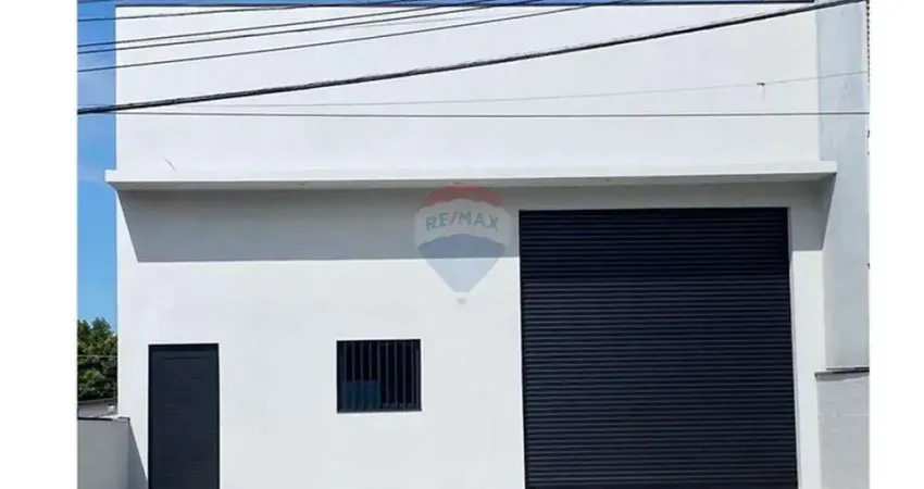 Galpão comercial para locação com 190m² no bairro João Aranha em Paulínia/SP.