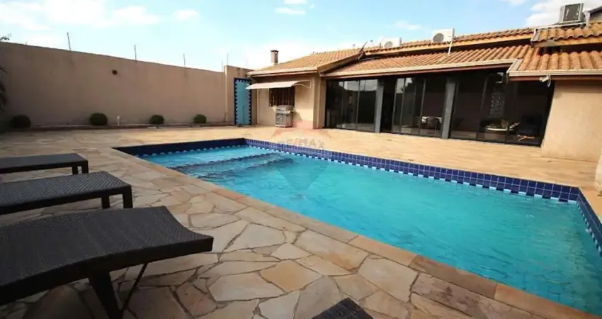 Casa a venda com 3 quartos piscina, ampla área gourmet , Jardim Ypê, Paulínia/SP