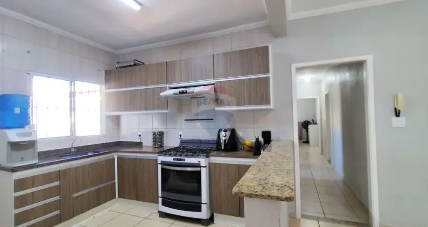 Casa a venda 132,26m² com piscina, 3 quartos no João Aranha Paulínia SP