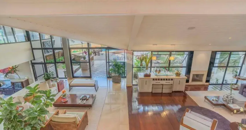 Luxo e Conforto: Casa de Condomínio Colinas  em Campinas