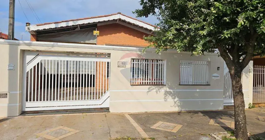 Casa Espetacular com Acessibilidade no Centro de Cosmópolis para Locação