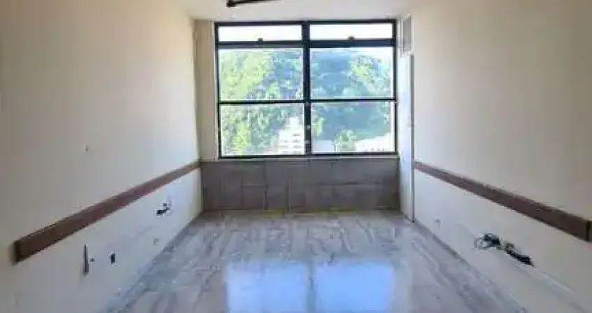 Sala comercial com 1 sala à venda na Rua General Câmara, 5, Centro, Santos