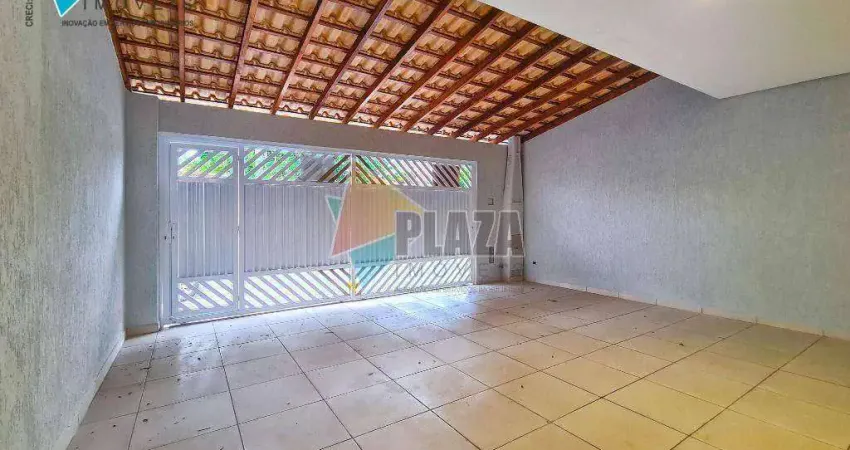 Sobrado 3 dormitórios com 3 suítes  à venda, 179 m² por R$ 849.000 - Boqueirão - Praia Grande/SP