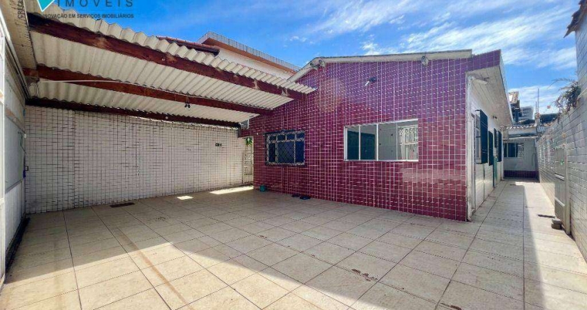 Casa com 4 dormitórios à venda, 180 m² por R$ 950.000,00 - Boqueirão - Praia Grande/SP