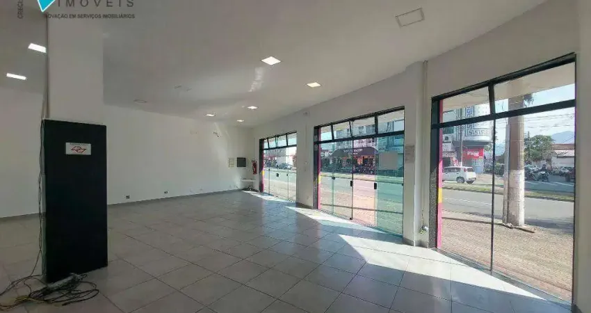 Loja para alugar na Ocian com 210m² R$ 10.000,00 p/mês