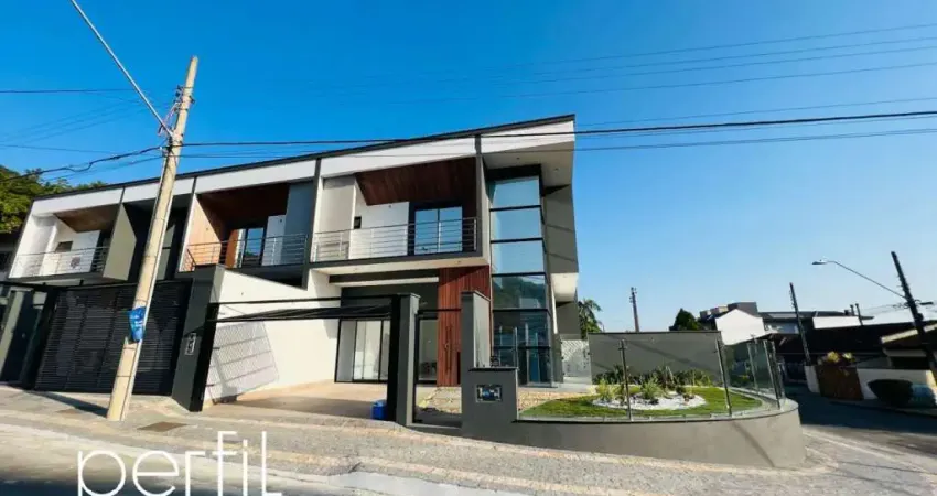 Casa com 3 quartos à venda no Saguaçu, Joinville 