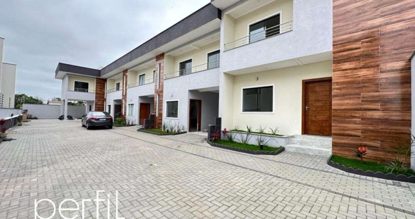 Casa em Condomínio à Venda em Joinville-SC, Bairro Bom Retiro: 3 Quartos, 1 Suíte, 3 Salas, 1 Banheiro, 2 Vagas, 119,14m².