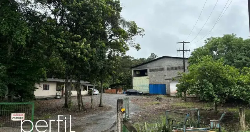 Galpão industrial à venda com 650m² na br 101 araquari, sc - bairro rainha!