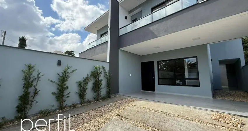 Sobrado a venda com 3 suítes no bairro bom retiro - joinville/ sc