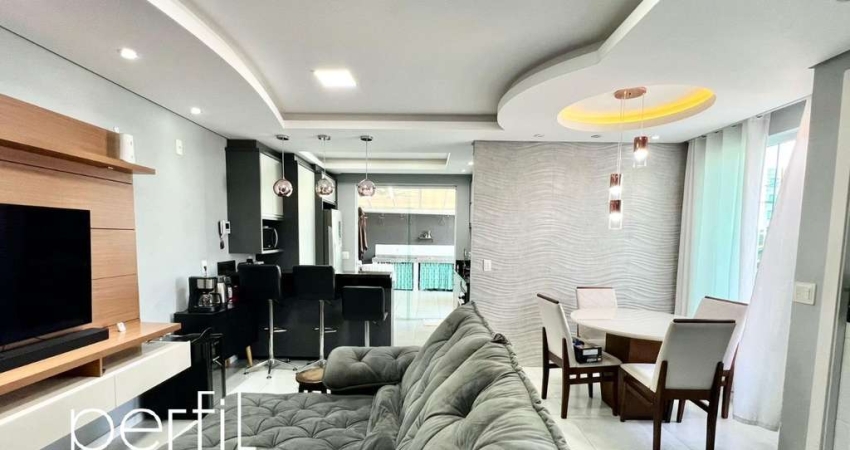 Casa à venda em Joinville-SC, bairro Glória, 3 quartos sendo 2 suítes, 142,28m², 1 vaga de garagem.