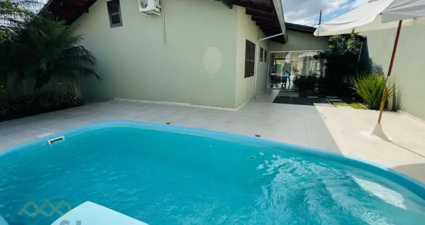 Casa plana no costa e silva com 155 m2 de área construída  3 dormitórios sendo 1 suíte