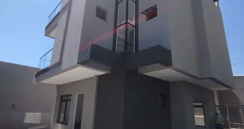 Triplex Novo Mundo 03 suítes amplo terraço a 500 metros Condor