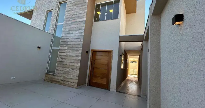 Casa à venda em Maringá, Conjunto Habitacional Karina, com 3 quartos, com 130 m²
