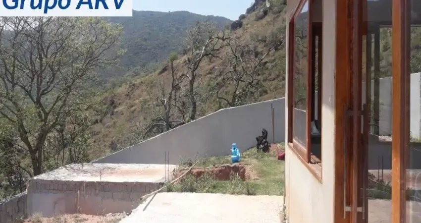 Chácara / sítio com 3 quartos à venda na Avenida Santana, Vale Das Pedras, Atibaia