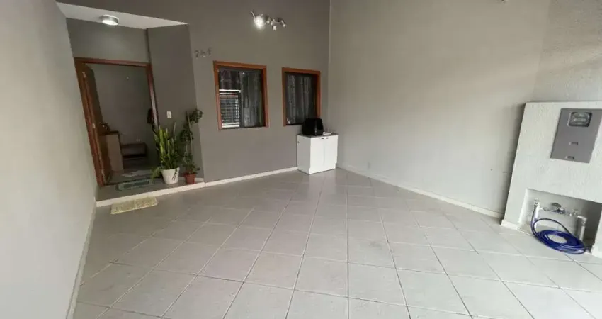 Casa para Venda em Sorocaba, Vila Nova Sorocaba, 3 dormitórios, 1 suíte, 3 banheiros, 2 vagas