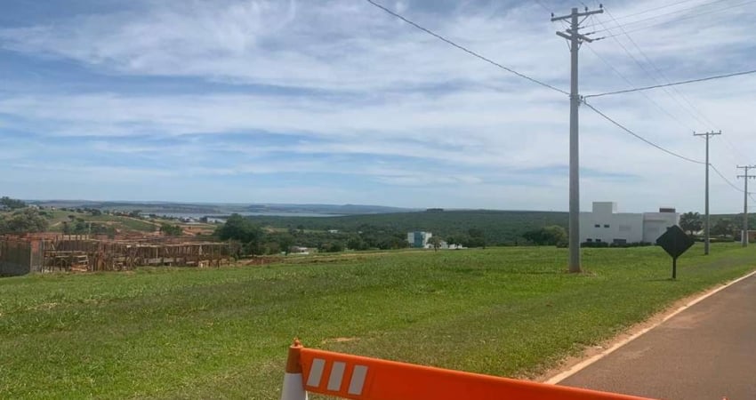 Terreno em Condomínio para Venda em Paranapanema, Terras de Santa Cristina XIII Setor Marina