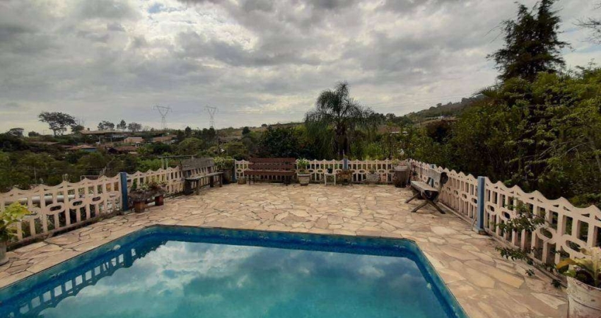 Chácara com 3 dormitórios à venda, 980 m² por R$ 600.000,00 - Vitória Régia - Atibaia/SP