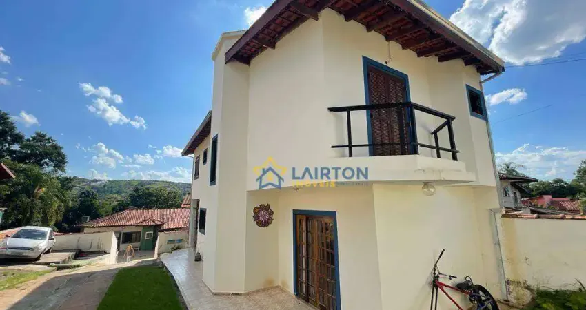 Chácara com 3 dormitórios à venda, 2080 m² por R$ 1.500.000,00 - Jardim Estância Brasil - Atibaia/SP