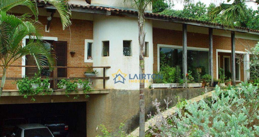Chácara à venda em Atibaia: 3 dormitórios (2 suítes) no Jardim Colonial - Área verde e conforto