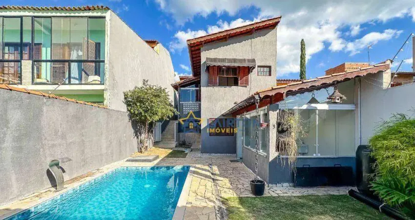 Casa com 3 Dormitórios e Área Gourmet à Venda no Jardim Santa Bárbara, Atibaia – 320 m²