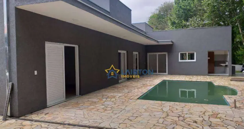 Casa à venda, 236 m² por R$ 1.600.000,00 - Tanque - Atibaia/SP