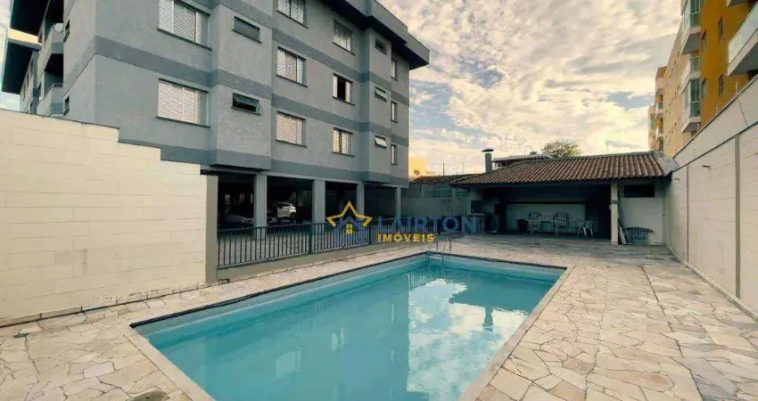 Apartamento Amplo com 3 Dormitórios e 2 Vagas Cobertas à Venda em Atibaia