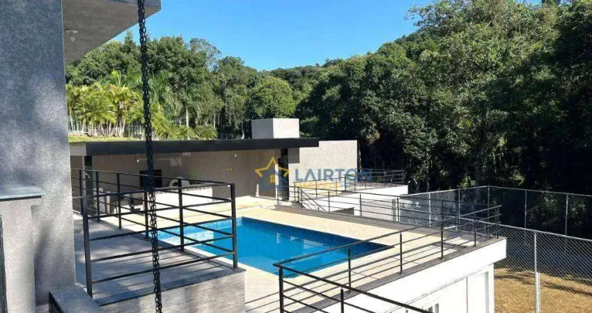 ?? Casa dos Sonhos em Condomínio Fechado – Alto Padrão, Lazer Completo e Conforto Garantido!