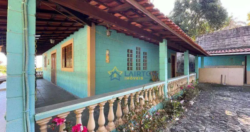 Chácara à venda em Atibaia com piscina, pomar e campo de futebol – 3 dormitórios e 1.024 m² de terreno