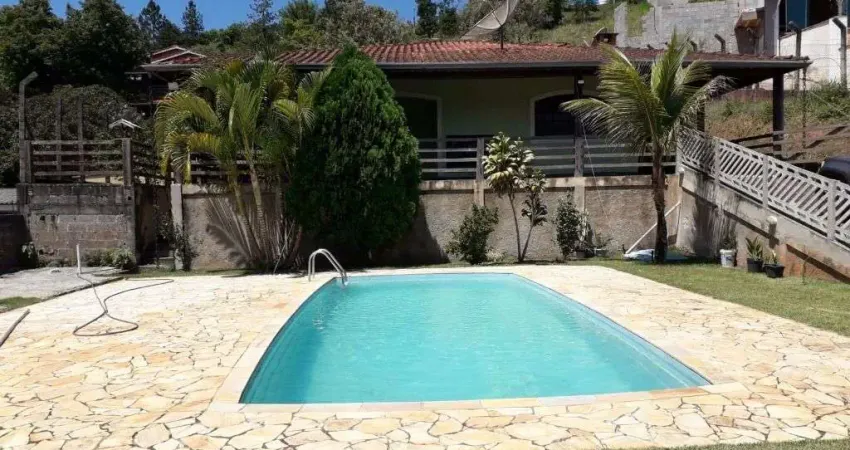 ?? Chácara Aconchegante com Piscina e Área Gourmet – Perfeita para Lazer e Conforto!