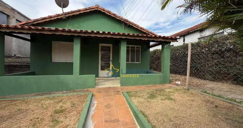 Casa à venda no jardim cerejeiras em atibaia – ampla, com edícula e quintal