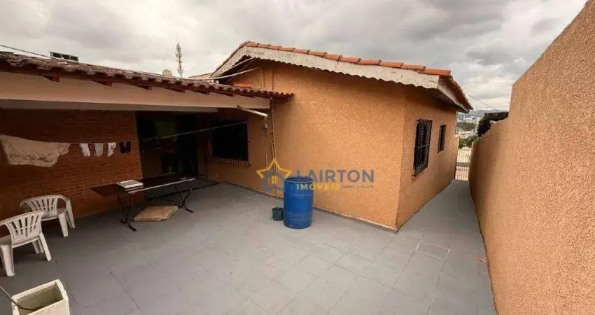 Casa com 2 dormitórios à venda por R$ 550.000 - Jardim Alvinópolis - Atibaia/SP