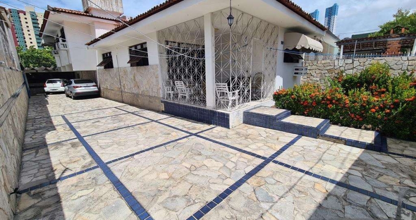 Casa para Venda em João Pessoa, Manaíra, 5 dormitórios, 3 suítes, 4 banheiros, 5 vagas