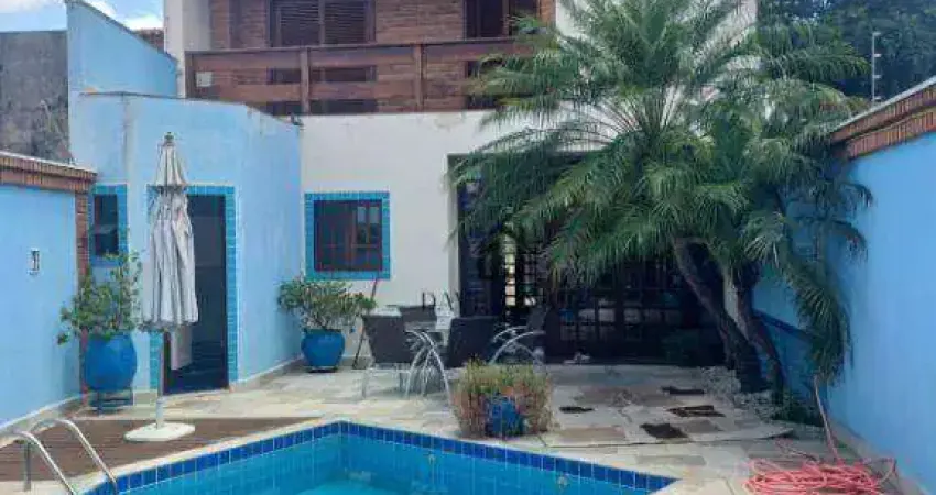 Casa com 4 dormitórios à venda, 350 m² por R$ 850.000,00 - Vila Santana - Sorocaba/SP