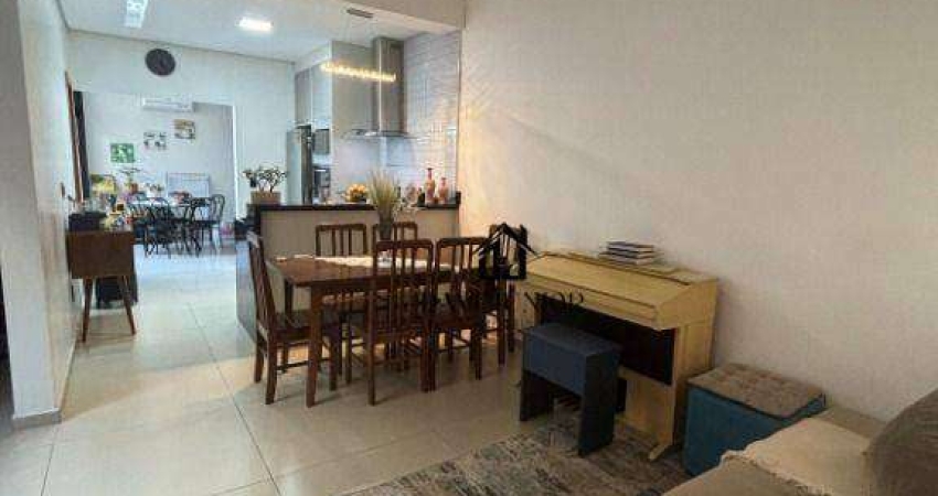 Casa com 3 dormitórios sendo 1 suite à venda, 94 m² por R$ 620.000 - Condomínio Horto Florestal Villagio - Sorocaba/SP