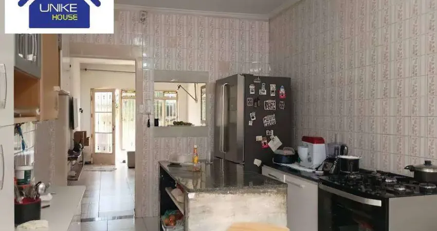 Casa térrea 2 dormitório 4 vagas terreno 230 metros