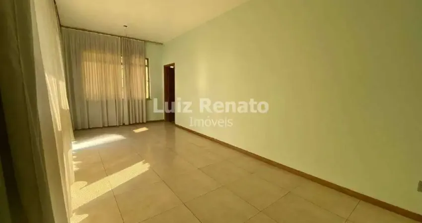 Casa com 3 quartos à venda na Rua Itamonte, Colégio Batista, Belo Horizonte