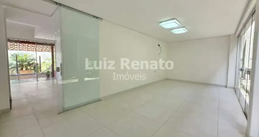 CASA COMERCIAL DISPONIVEL NO SANTA LUCIA