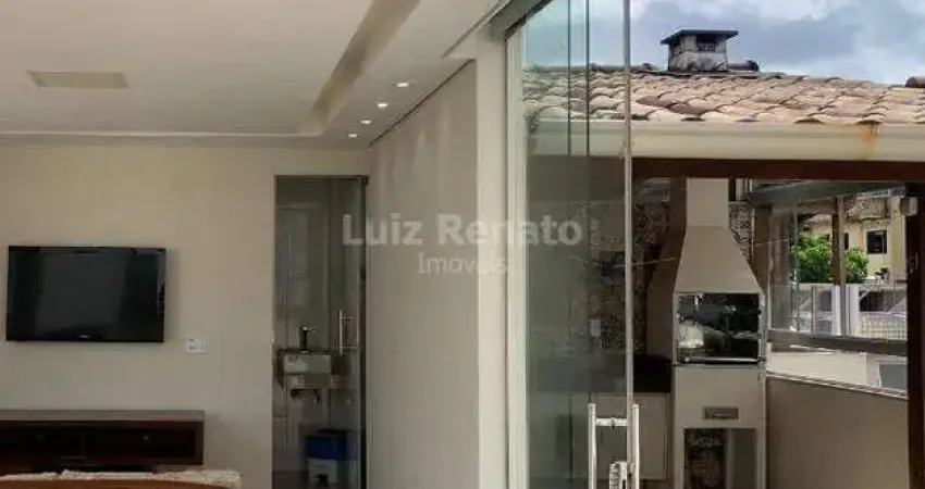 Cobertura á venda no bairro Graça
