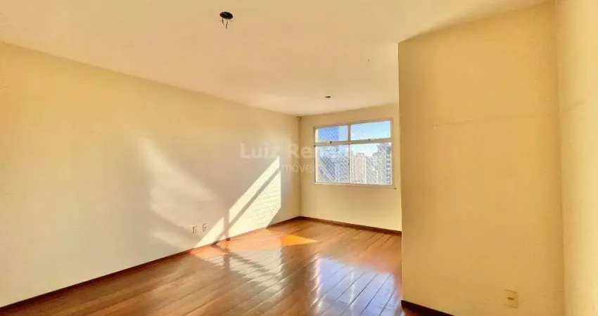 Apartamento á venda no bairro Funcionários