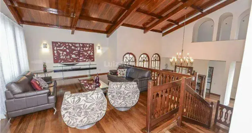 Casa à venda 4 quartos no Bairro Mangabeiras